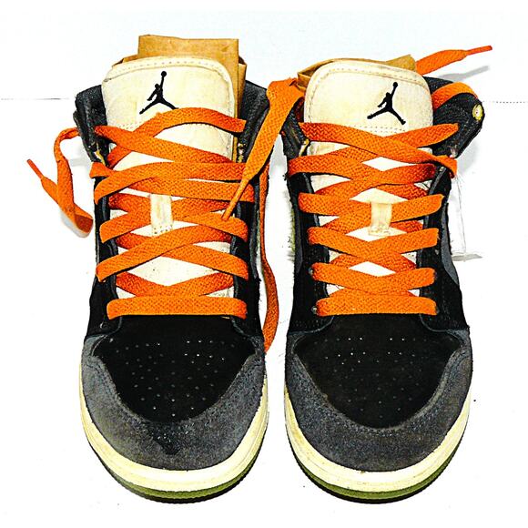 Nike Jordan Other - Air Jordan 1 Mid SE Craft Youth Sz US 1Y Anthracite Olive FD9094-003 Good Tread